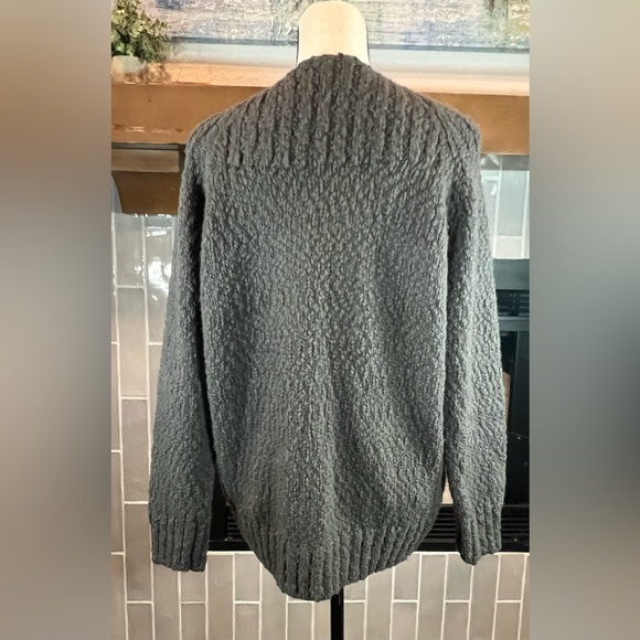 VINCE charcoal gray SOFT thick wool cashmere knit oversized sweater Small - Picture 3 of 5
